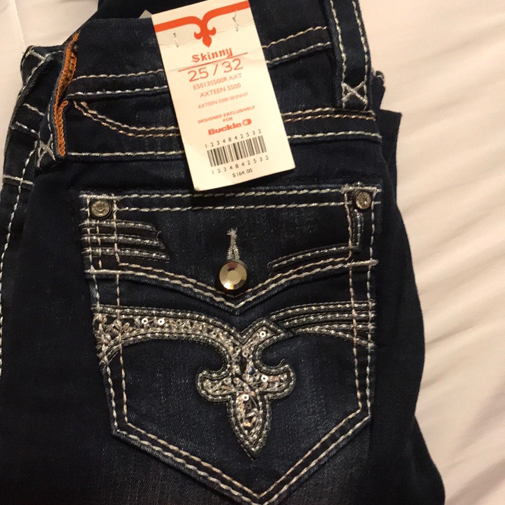 Very nice pair of jeans my lose your gain